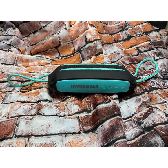 HyperGear Wave Portable  Bluetooth Speaker Adjustable String Handles for Hanging - Picture 1 of 4